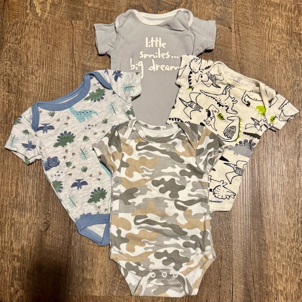 Baby Boy 0-3 m Onsies